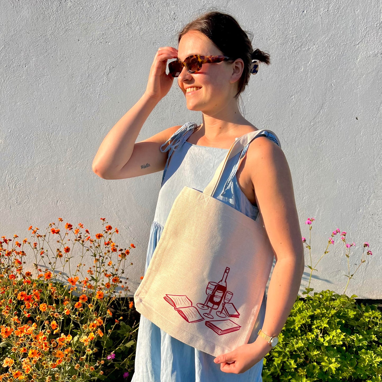 Pack of 4 - Book and Wine - Bookish Tote Bag