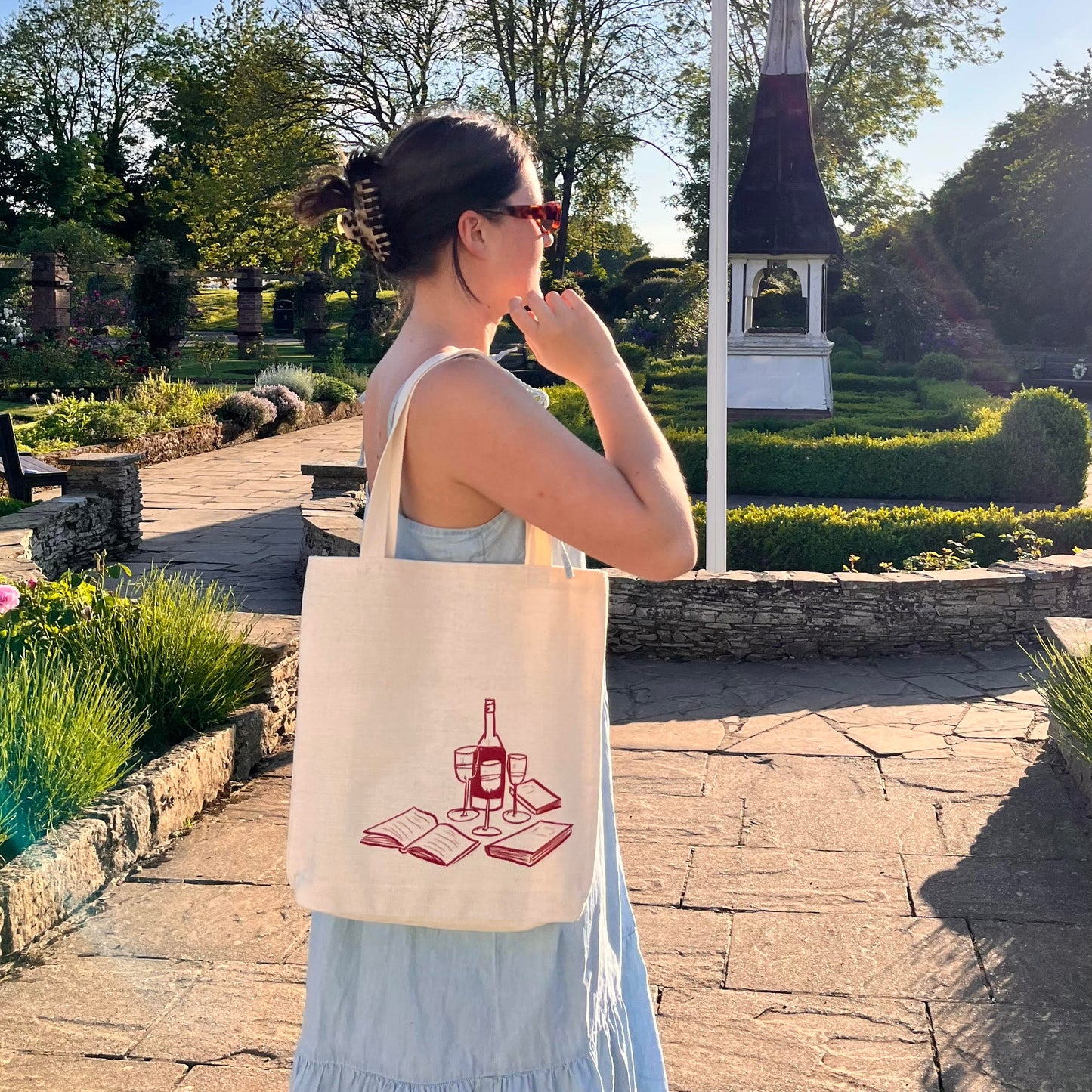 Pack of 4 - Book and Wine - Bookish Tote Bag