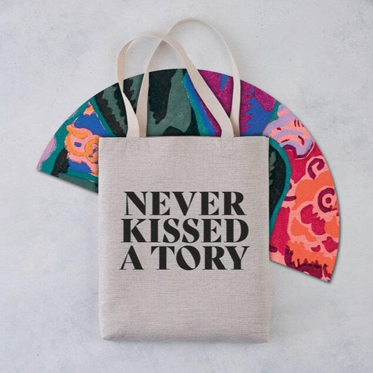 Pack of 4 - Activist Tote - Never kissed a tory - Pack of 4